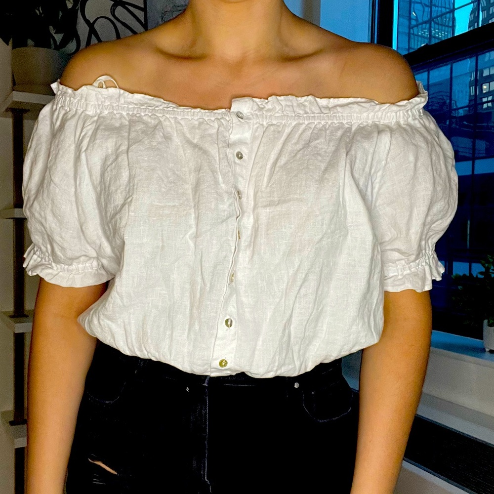 Zara medium white off shoulder blouse. Great condition.
